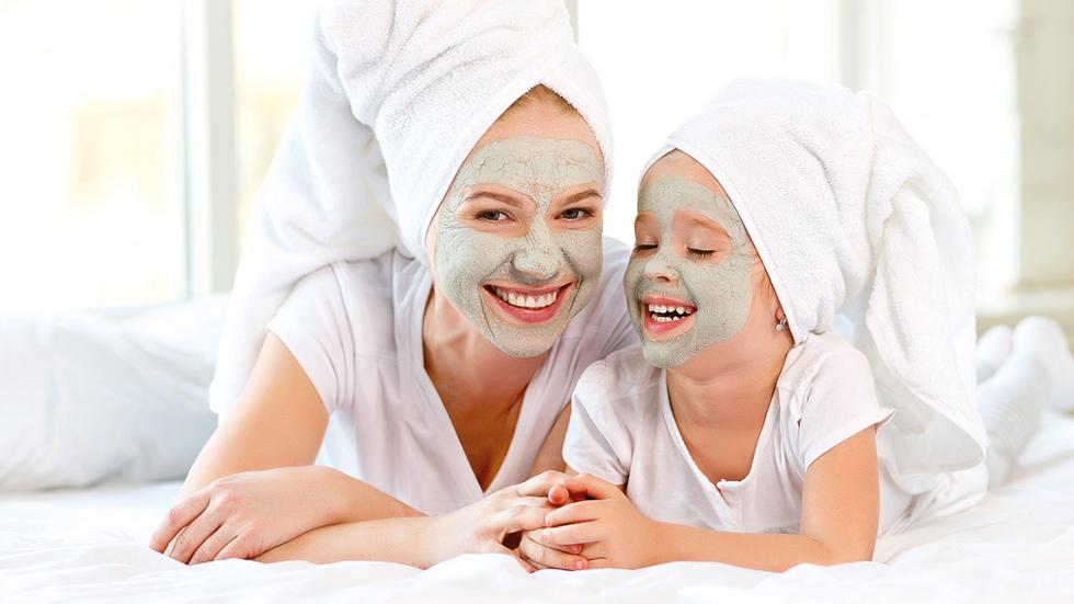 Mommy/Daughter At Home Spa Day