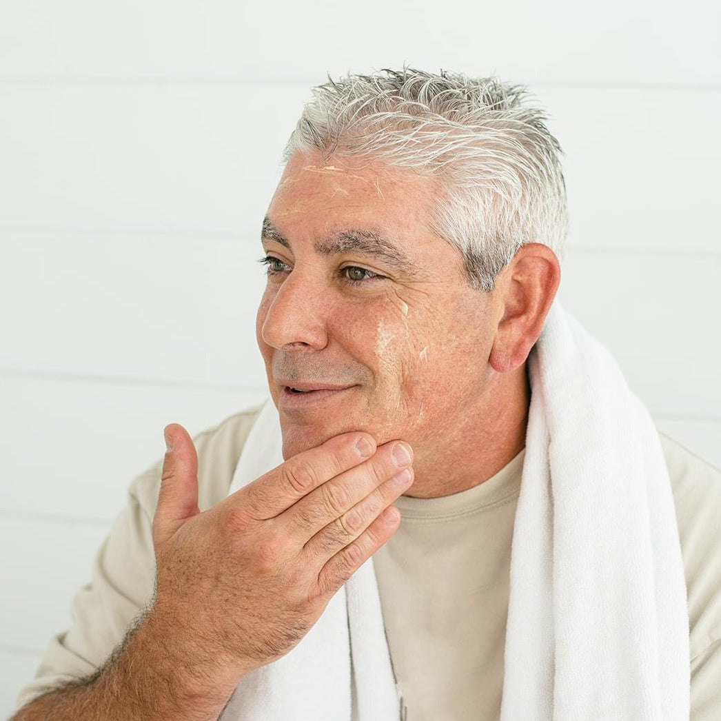 Brightening Sheer Moisturizer, Raspberry + Green Tea